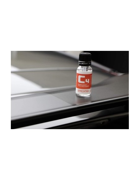 C4 Permanent Trim Restorer Gtechniq, 30ml