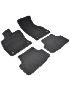 Car mats made of carpet compatible with Volkswagen Golf...