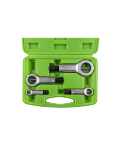 Set of 4 Devices for Cutting Nuts