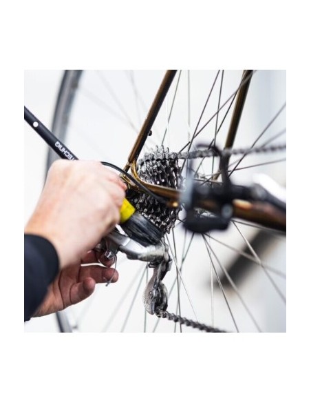 Gtechniq Bike Detailing Brush