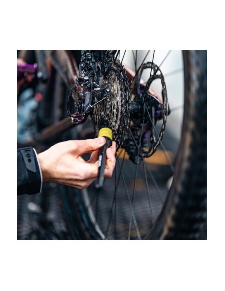 Gtechniq Bike Detailing Brush