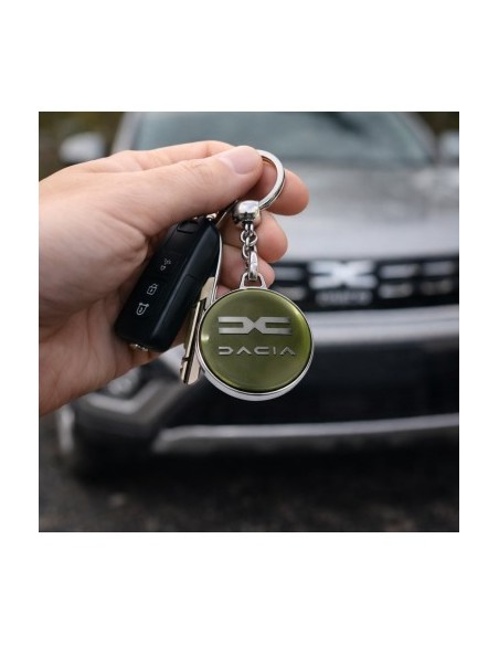 Premium keychain dedicated to Dacia