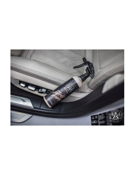 Dressing Interior Plastice с аромат на Бисквитки BadBoys Interior Dressing Cookie, 500ml