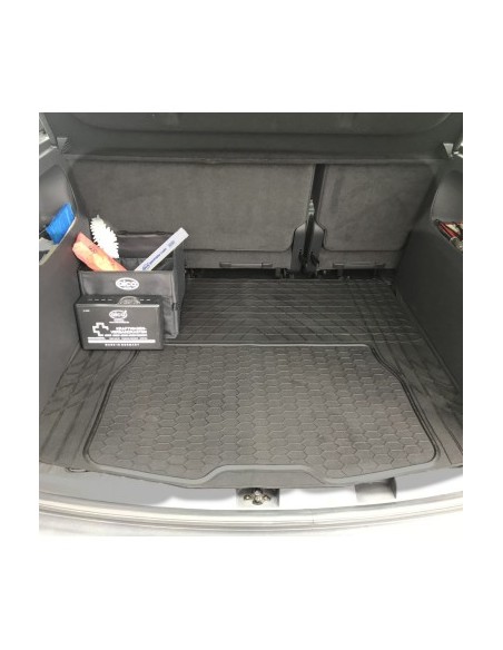 Universal Rubber Trunk Mat 140X108 cm