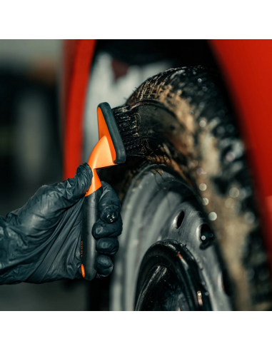 ADBL Tyre Brush