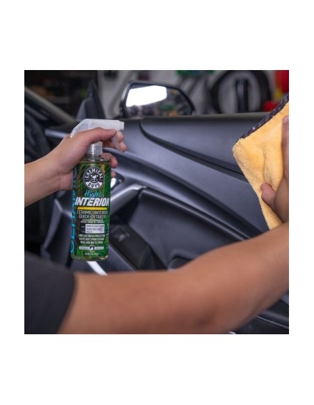 Rapid detailing solution with SiO2 ceramic particles ChemicalGuys HydroInterior Ceramic Quick Detailer, 473 ml