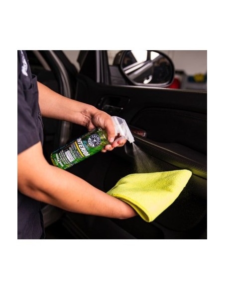 Rapid detailing solution with SiO2 ceramic particles ChemicalGuys HydroInterior Ceramic Quick Detailer, 473 ml