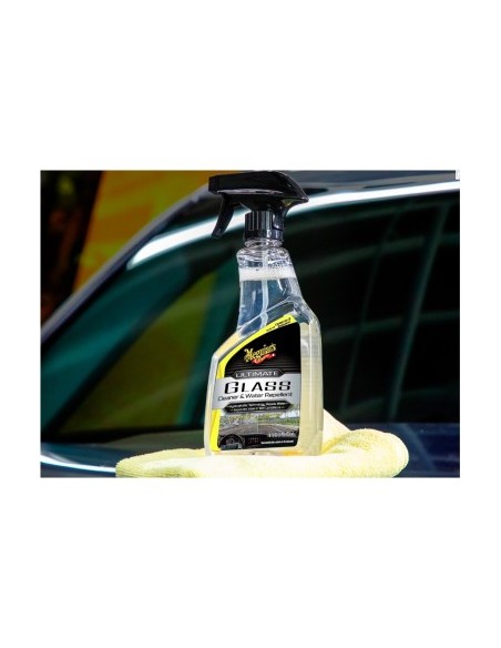 Window cleaning solution with hydrophobic effect Meguiar's Ultimate Glass Cleaner & Water Repellent, 473ml