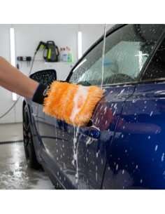speckLESS Magic Touch Microfiber Car Wash Glove 2