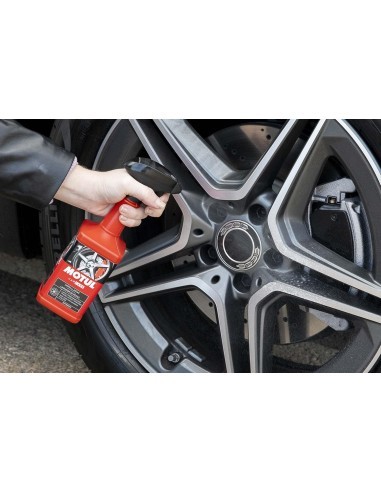 Motul Car Care Wheel Clean Solution, 500ml