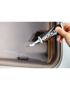Quixx Acrylic Scratch Remover 2