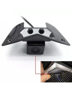 Dedicated front camera for Mercedes with logo installation