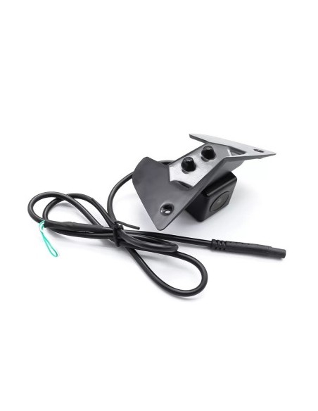 Dedicated front camera for Mercedes with logo installation