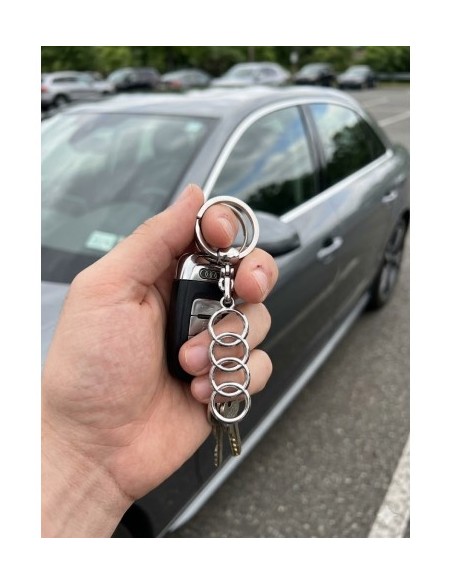 Premium keychain dedicated to Audi Chrome