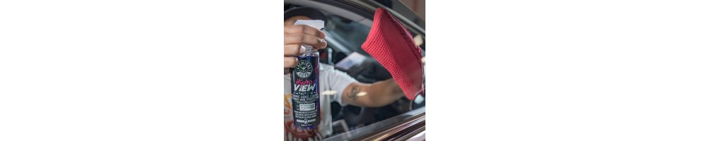 Car cleaning and maintenance solutions for windows and windshields - Xenon Bright