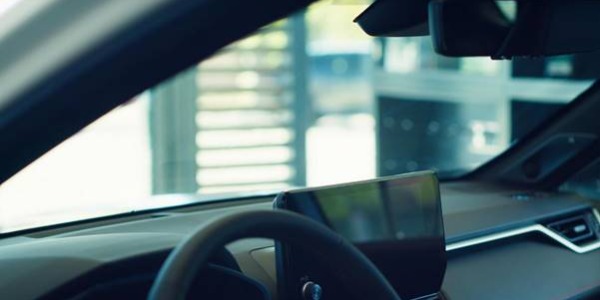 Xenon Bright: Soluții practice pentru îngrijirea geamurilor și parbrizului