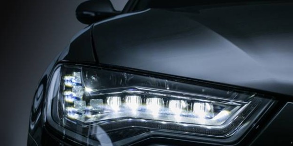 Tipuri de becuri auto - bec halogen vs. bec LED: recomandările Xenon Bright